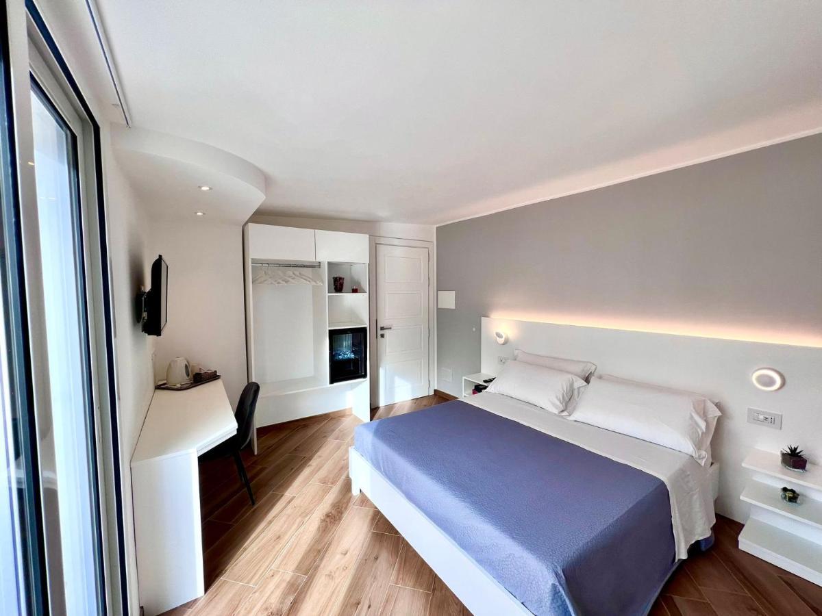 Tropea Il Tridente Accommodations Exterior photo